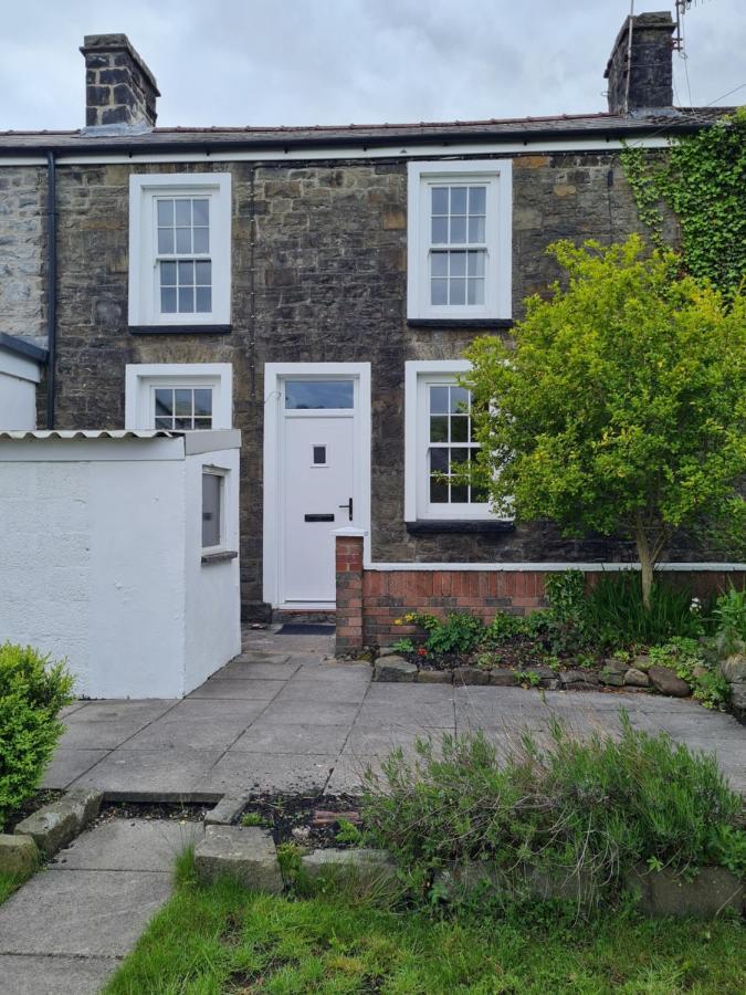 מרת'יר טידפיל Picturesque 2 Bedroom Miners Cottage Near Bike Park Wales & Brecon Beacons מראה חיצוני תמונה