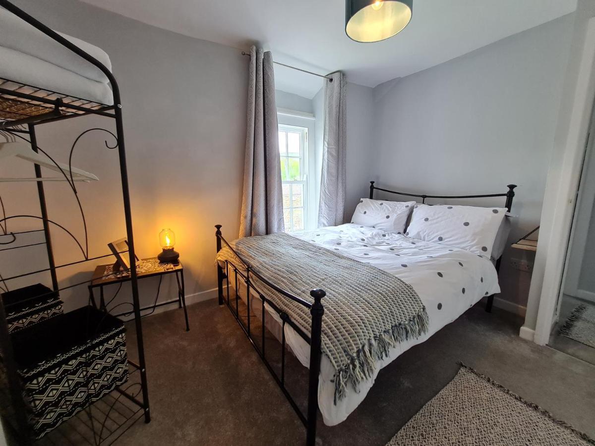 מרת'יר טידפיל Picturesque 2 Bedroom Miners Cottage Near Bike Park Wales & Brecon Beacons מראה חיצוני תמונה