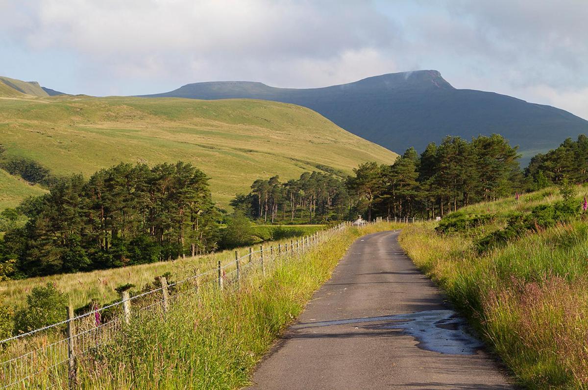 מרת'יר טידפיל Picturesque 2 Bedroom Miners Cottage Near Bike Park Wales & Brecon Beacons מראה חיצוני תמונה